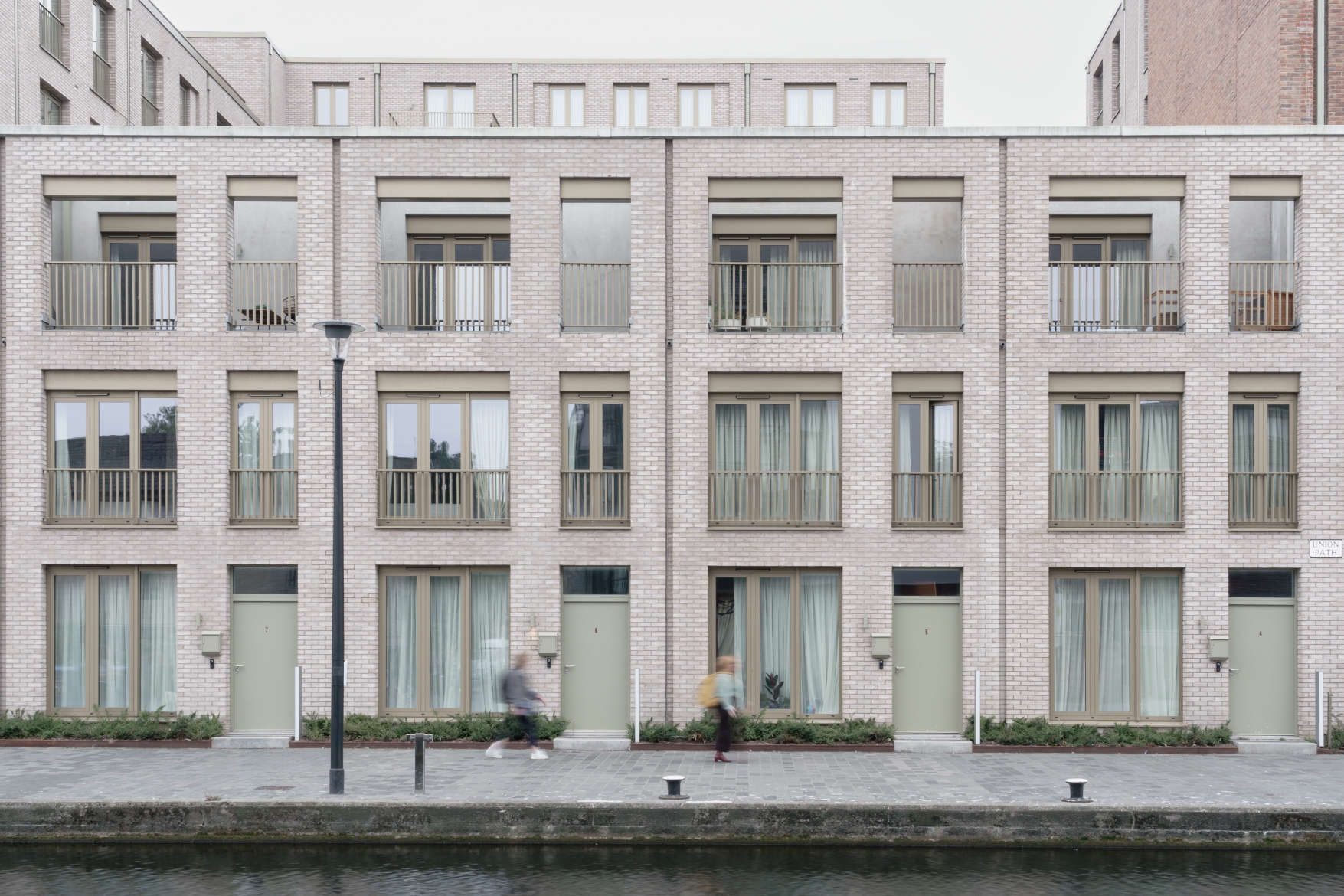 New Fountainbridge, Edinburgh, Union Canal Townhouses
